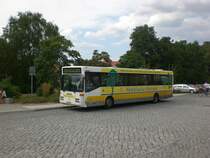 Mercedes-Benz O 405 (Hochflur-Stadtversion) auf der Linie 621 nach Genshagener Heide am Bahnhof Ludwigsfelde.