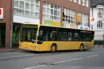 Mesenhohl E MO 755 mit der Linie der Linie 174 nach Essen Eiberg Kirche.
Aufgenommen an der Ahrfeldstr. am 25.11.2009.