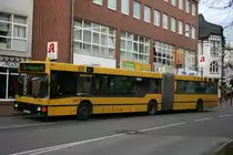 EVAG 3808 (E YX 370) mit der Linie 184 nach H�rsterfeld .
Aufgenommen am 25.22.2009 an der Haltestelle Ahrfeldstr. in Essen Steele.