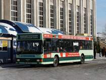 Dieser MAN steht am 14.11.2009 vor den Bahnhof in Kokshetau. Der alte Eigner Neunkircher Verkehrs-AG (NVG) und die alte Wagennummer 229 standen noch dran.