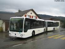 Schneider Nr. 8 (Mercedes CitaroII O530G) am 26.11.09 in Ricken, Post. Der Kurs, der um 11.49 von Eschenbach nach Wattwil fhrt, fhrt an mind. 3 Schulhusern vorbei, somit ist ein Gelenkbus um diese Gerechtfertigt, den der Bus war bervoll. Doch spt. in St.Gallenkappel steigen die meisten Fahrgste aus, und auf dem Ricken hatte es mit mir noch 2 Fahrgste im Bus.