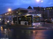 Schneider Nr. 11 (MB CitaroII O530) am 26.11.09 in Rapperswil. Der Wagen wurde erst vor wenigen Wochen in Betrieb genommen. Hier zu sehen ist er auf der Linie 999, wegen eines Programmmierfehlers wird jeweils die Nummer 622 eingeblendet.