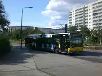 Mercedes-Benz O 530 I (Citaro) auf der Linie 154 nach U-Bahnhof Elsterwerdaer Platz an der Haltestelle Marzahn Jan-Petersen-Stra�e.