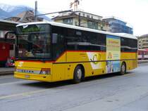 Post - Reisebus Setra VS 245 885 vor dem MGB Bahnhof in Brig am 10.03.2007