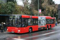 BVR 2168 (D BV 1116) mit dem SB19 nach Heiligenhaus Rathaus.
Aufgenommen in Essen Werden.
Der Wagen wirbt fr Jack Wolfskin Store.
25.11.2009