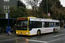 Mesenhohl E AM 838 mit Werbung f�r das Telefonbuch.
Aufgenommen an der Haltestelle Werden Markt mit der Linie 180 zur Burgaltendorf Burgruine am 25.11.2009.