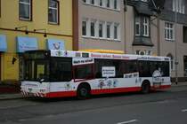 MVG 061 (MH VG 161) mit Werbung fr Klick-Durchblick.de.
Aufgenommen am Kettwiger Markt mit der Linie 151 nach Mlheim Boverstr am 26.11.2009.