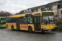 EVAG 3262 (E VG 3262) mit EVAG Eigenwerbung.
Aufgenommen am Bf Essen Borbeck am 27.11.2009.