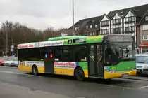 STO 597 (OB ST 9597) mit Werbung f�r die M�belstadt R�ck.
Aufgenommen am Bf Essen Borbeck mit der Linie 143 nach Oberhausen Fr�belplatz.
27.11.2009