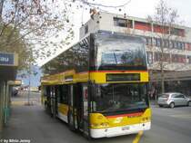 SG 273 223 ''Alt St.Johann'' (Regie Nesslau) am 27.11.09 in Buchs SG, Bahnhof. Mit etwas Glck erwischt man auf der Reise durch das Toggenburg einen Doppelstckigen Neoplan N4426.