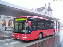 Nr. 202 von Stadtbus Rapperswil-Jona am 26.11.09 beim Bhf. Rapperswil. Seit 3 Jahren hat Rapperswil ein eigenes Stadtbus Netz, und seit einem Jahr f�hrt die VZO als Subunternehmer mit modernen Mercedes Fahrzeugen in Rappi.