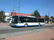 MAN Niederflurbus 3. Generation (Lions City �/T�) auf der Linie 666 nach Ulmenweg am Bahnhof Nauen.