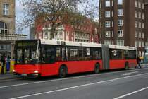 Vestische 2637 (RE VS 2637) mit dem SB16 aus Dorsten am HBF Essen.
27.11.2009