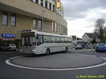 Mercedes O405 von P�tz Omnibusbetrieb GmbH auf der Stationsstra�e am 6.11.09. Es handelt sich um Wagen 457 aus dem jahre 1993 der im jahre 1999 aus Ludwigsburg zum P�tz kam.
