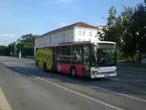 Setra S 300er-Serie NF auf Betriebsfahrt am Hauptbahnhof.