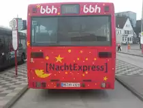 bahnbus am hauptbahnhof von hinten mit nachtexpress werbung