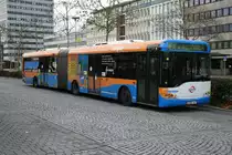 BOGE 0467 (BO GE 467) mit Werbung f�r Sanit�r Hasenkamp.
Aufgenommen am HBF Bochum am 29.11.2009.