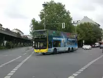 MAN Lion's City DD (Doppelstock) auf der Linie M29 nach U-Bahnhof Hermannplatz am U-Bahnhof G�rlitzer Bahnhof.