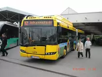 Der Solaris Hybrid Bus im Betriebshof Gruna. Bei der 95 Jahr Busfeier.