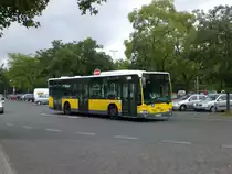 Mercedes-Benz O 530 I (Citaro) auf der Linie 249 nach Grunewald Roseneck am S+U Bahnhof Zoologischer Garten.