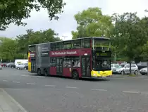 MAN Lion's City DD (Doppelstock) auf der Linie 100 nach S+U Bahnhof Alexanderplatz am S+U Bahnhof Zoologischer Garten.
