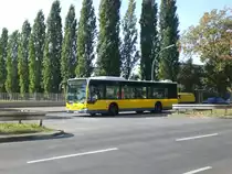 Mercedes-Benz O 530 I (Citaro) auf der Linie 170 nach Baumschulenweg Baumschulenstra�e/F�hre an der Haltestelle Britz Gradestra�e/Tempelhofer Weg.