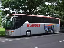 SETRA_S415GT-HD der Fa.Blaguss vorm Messegel�nde Ried i.I.;090627