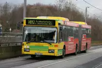 STO 546 (OB ST 9546) mit dem SB92 zum Fr�belplatz.
Der Wagen wirbt f�rs Radio Oberhausen.
Aufgenommen am Centro Oberhausen.
