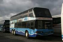 Heess Reisen (SU HK 6005) beim Weihnachtsmarkt am Centro in Oberhausen.