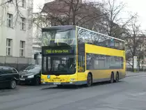 MAN Lion's City DD (Doppelstock) auf der Linie M46 nach U-Bahnhof Britz-S�d an der Haltestelle Hertzallee.