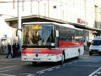 TPG - Mercedes  8012 ZD 74 unterwegs in der Stadt Genf am 11.12.2009