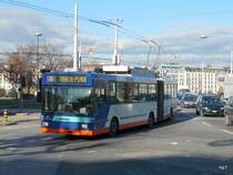 TPG - NAW-Hess-Siemens BGT 5-25 Nr.704 unterwegs auf der Linie 6 in der Stadt Genf am 11.12.2009