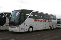 Buck Reisen (AUR BR 416) aus Groheide mit Setra 416 HDH beim Weihnachtsmarkt am Centro Oberhausen. 