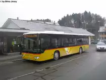 Postauto/PU Ryffel Nr. 240 (Mercedes CitaroII O530) am 17.12.09 beim Bhf. Kollbrunn. 