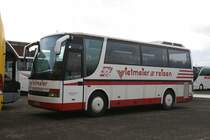 Vietmeier Reisen (ST JV 349) aus Emsdetten beim Weihnachtsmarkt am Centro Oberhausen.