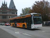 Mercedes-Benz O 530 II (Citaro Facelift) auf der Linie 12 nach Normannenweg an der Haltestelle Holstentorplatz.