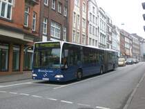 Mercedes-Benz O 530 I (Citaro) auf der Linie 11 nach Oberbssauer Weg an der Haltestelle Holstentorplatz.
