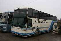 Marcel Cars (FGJ 747) aus Belgien mit EOS 200
beim Weihnachtsmarkt in Essen.
Aufgenommen an der Hachestr.