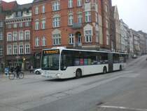 Mercedes-Benz O 530 II (Citaro Facelift) auf der Linie 1 nach Bad Schwartau ZOB an der Haltestelle Holstentorplatz.