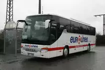 Eurolines (WPI 1NW5) aus Polen mit Setra 415 GT-HD auf den Weg nach Tallinn.
Aufgenommen an der Hachestr. in Essen.