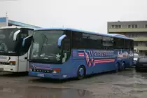 Wahrenburg (MI JB 66) aus Petershagen ist mit Besucher f�r den Weihnachtsmarkt nach Essen gekommen.
Aufgenommen auf den Bus Parkplatz Hachestr.