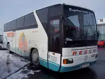 MB O350 der Fa.RESCH hat Besucher zur Kleintierausstellung am Messegl�nde in Ried i.I. herangekarrt;091220