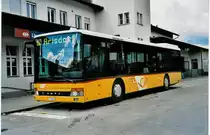 Aus dem Archiv: PTT Regie P 25'608 Setra am 19. April 1999 Liestal, Bahnhof