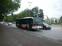 Van Hool AG 300 auf der Linie 181 nach S+U Bahnhof Sternschanze am U-Bahnhof Hagenbecks Tierpark.
