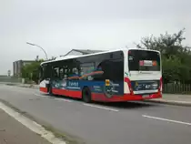 Van Hool AG 300 auf der Linie 150 nach Cranz Estebogen an der Haltestelle Airbus. 