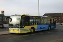 Groeger Reisen (EN HG 917) am HBF Gelsenkirchen mit der Linie 194.