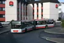 BOGE 9967 (EN XW 668) mit dem E65 nach Gelsenkirchen Rotthausen.
Aufgenommen am HBF Gelsenkirchen am 7.12.2009.
