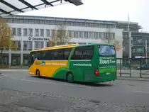 Setra S 400er Serie (Comfort Class) als Traveliner zwischen L�beck und dem Hamburger Airport am Zob L�beck.