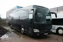 SilverVision Hamburg (SO Q 1111) aus Soest ist mit Besucher f�r den Weihnachtsmarkt nach Essen gekommen.
Aufgenommen an der Hachestr in Essen am 10.12.2009.