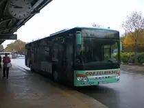 Setra S 400er-Serie NF (Multi Class) auf der Linie 1550 am ZOB.
